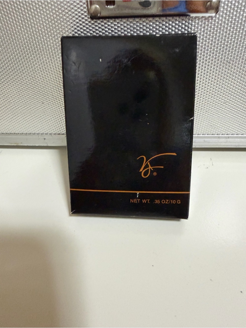 Victoria Jackson vintage makeup compact in medium shade new box